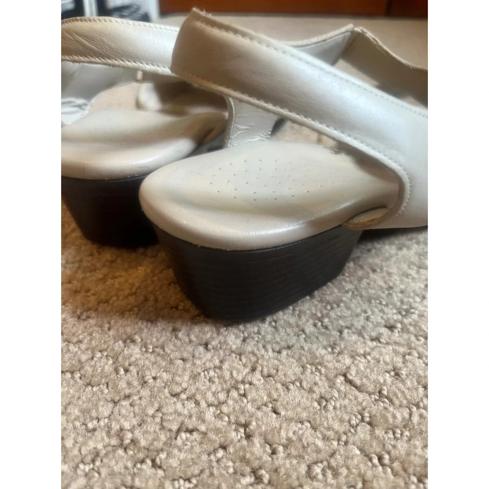 SAS Tripad Comfort White Leather Low Wedge Sandal Hook Loop Strap Womens 9.5 W